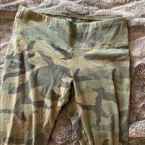 TNA Camo Leggings